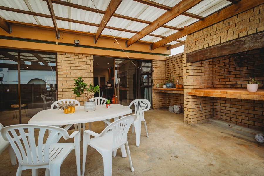 2 Bedroom Property for Sale in Heather Park Western Cape